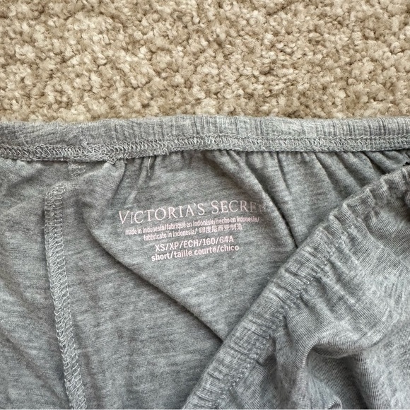 Victoria Secret PJ Set - Picture 2 of 6